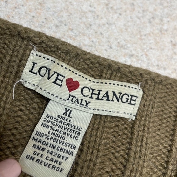 Boutique Faux Fur Vest by Live Change Size XL - Picture 8 of 10